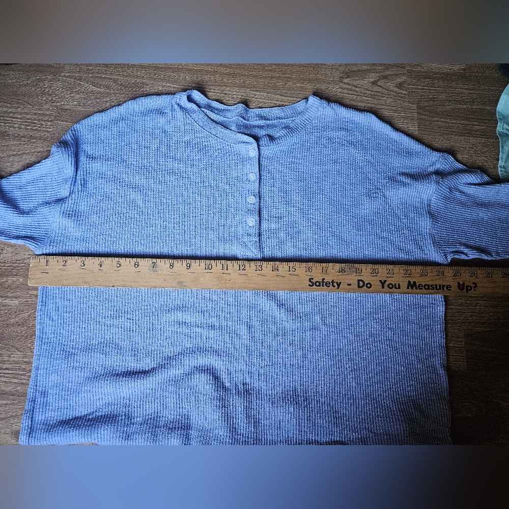 American Eagle Outfitters Blue Ribbed Long Sleeve Size XL - Picture 5 of 5